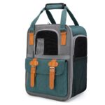 Sac à dos vert sarcelle et gris vu en trois-quarts, deux sangles orange à boucle sur la poche avant et fenêtre mesh